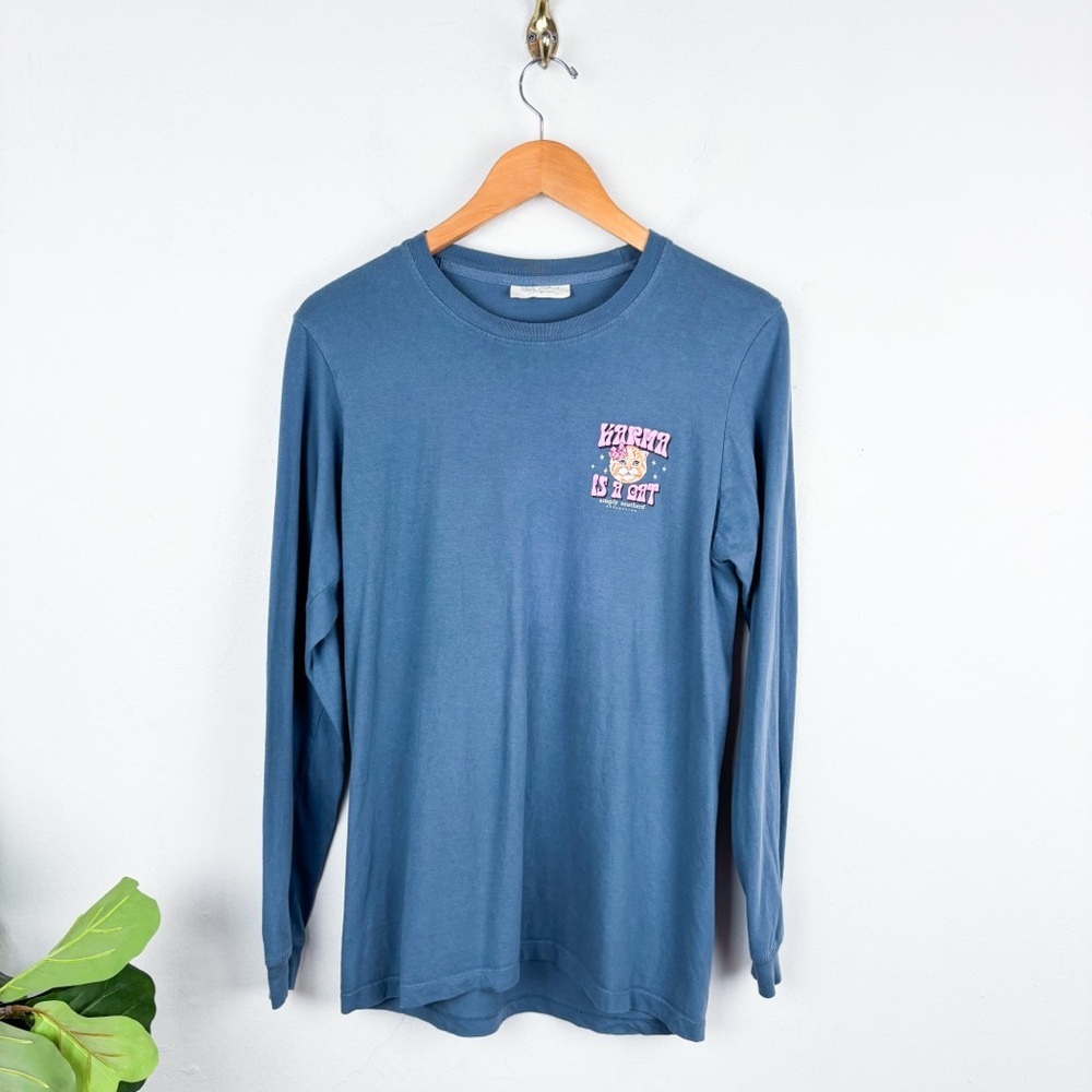 Simply Southern Taylor Swift Karma is a Cat Long Sleeve Tee Sz S